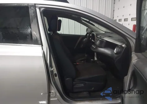 2017 Toyota Rav4 Le z USA, uszkodzony, nr VIN 2T3BFREV5HW545845